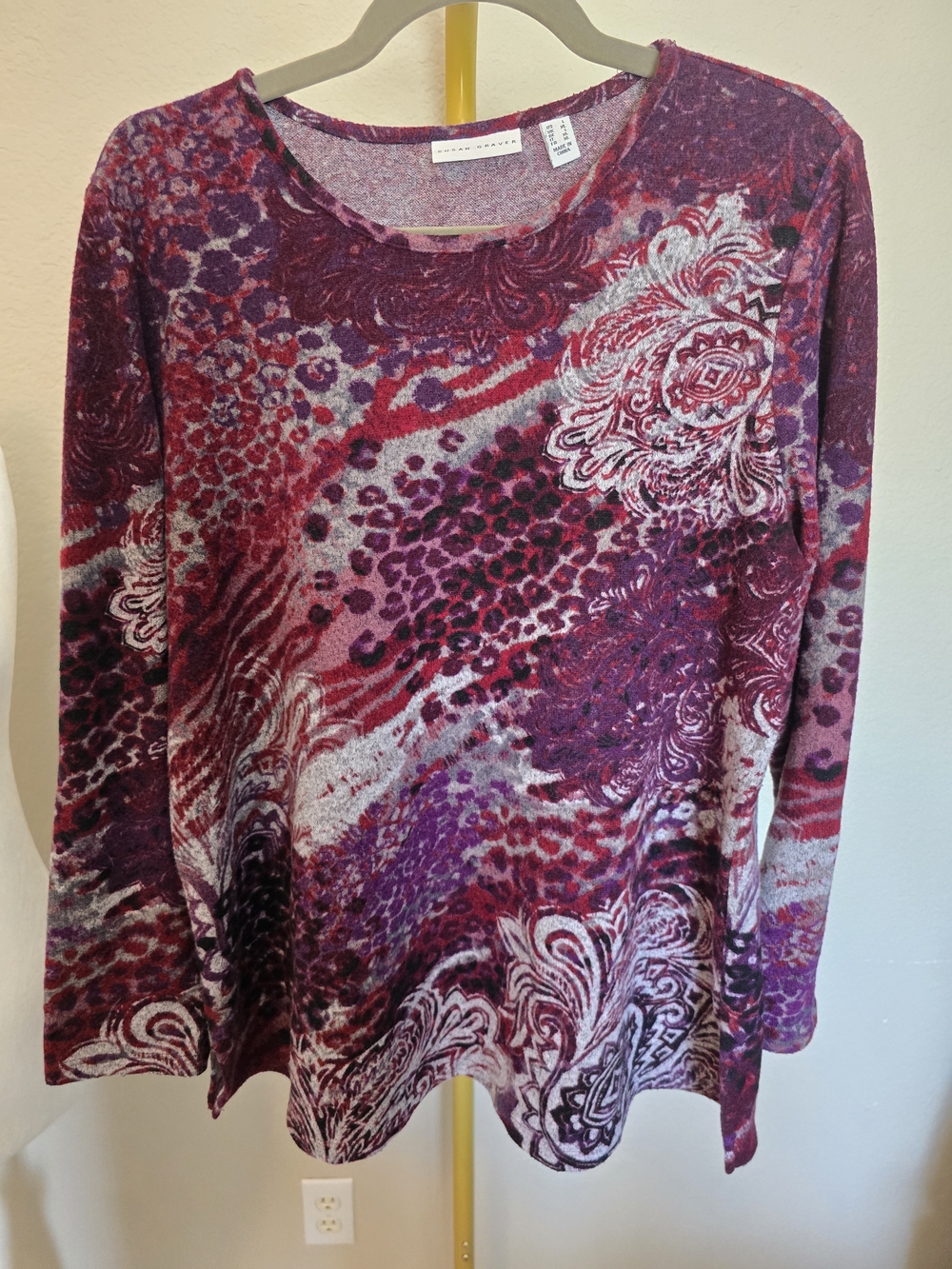 Susan Graver Multicolor Crewneck Sweater - Purple, Magenta, White